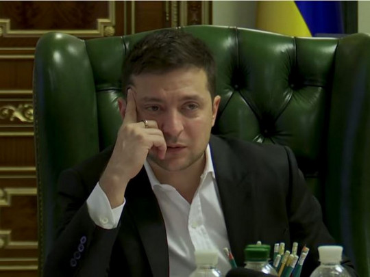 Баланс доверия Зеленскому впервые ушел в минус, — данные соцопроса
