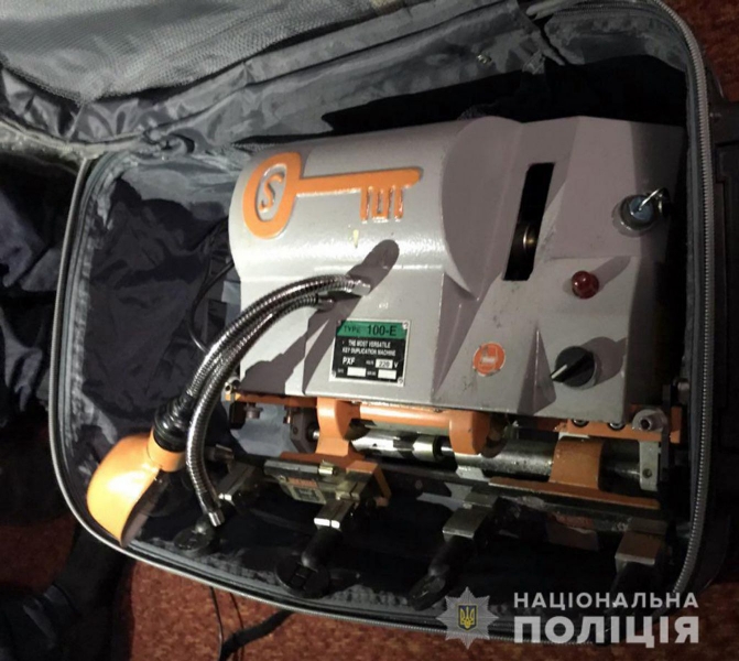 Зникли мільйони доларів: в Україні масово грабують банківські комірки