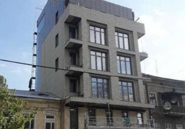 Суд признал нарушения: на Ришельевской "выросла" незаконная семиэтажка 