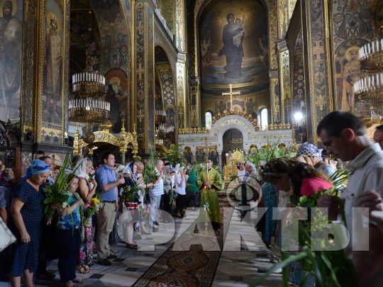 Трійця: що можна і чого не можна робити у святкові дні