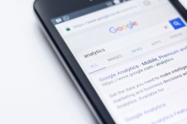 
Вступил в силу закон о "налоге на Google": какие изменения несет документ
