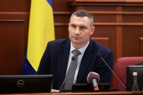 
Кличко вызвали на заседание СНБО, но он "уже уехал" из Киева
