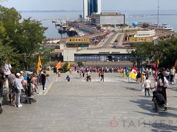 В Одессе устроили забег по Потёмкинской лестнице