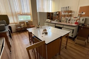 В Одессе выставили на продажу два известных здания: кинотеатр и научный институт