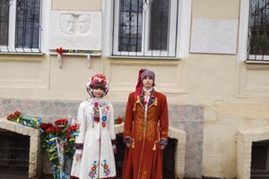 В Одессе почтили память Героев Крут (фото)