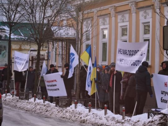 Українські перевізники вимагають від Польщі виконувати Угоду про Асоціацію і збільшити квоту на вантажні перевезення