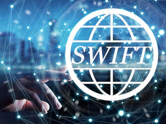 Росію не відключать від SWIFT у разі вторгнення в Україну: стала відома причина