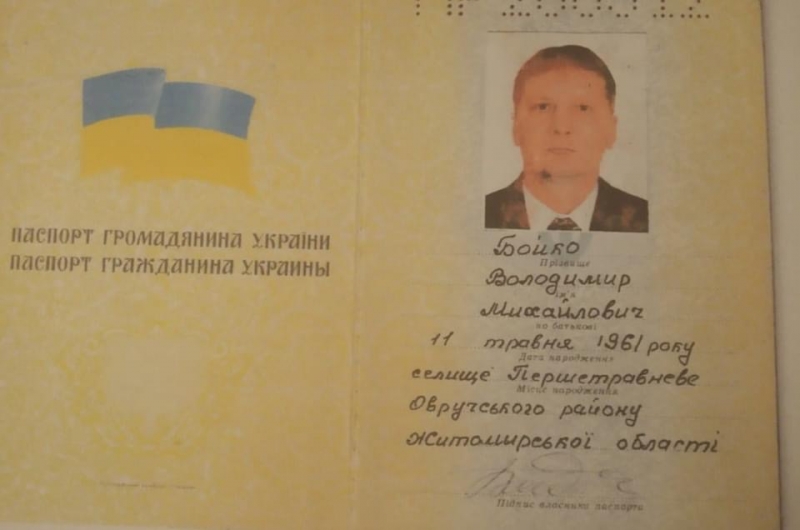 Як рашисти створюють картинку про «націоналістів» для кремлівських ЗМІ за допомогою крадених машин