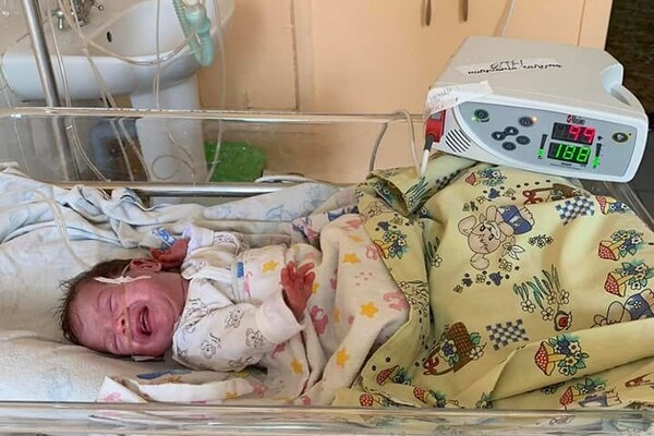 В Одессе медики спасли двух младенцев, которые весили менее 900 грамм 