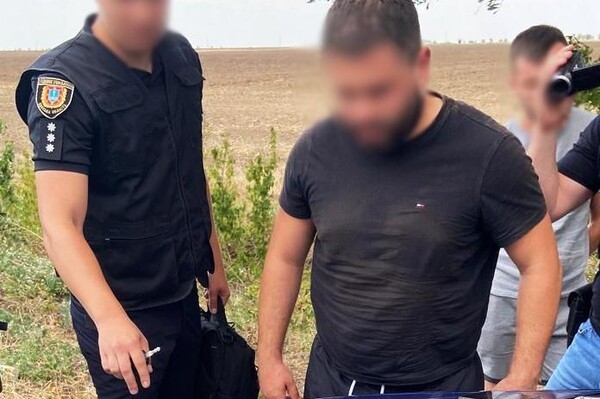 В Одесской области за снятие с военного учета брали 12 000 долларов 