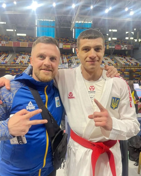Красуня-українка Терлюга другий рік поспіль стала чемпіонкою Європи з карате: відео фіналу