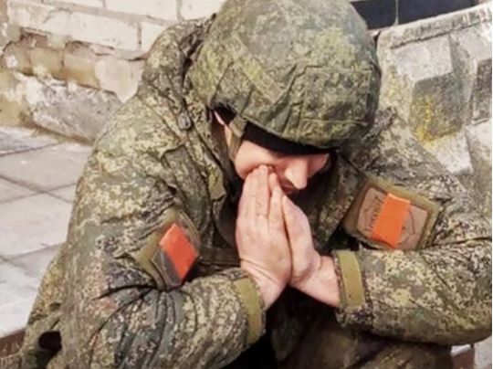 «Пішов в туалет з автоматом та зник»: стали відомі подробиці здачі у полон російського окупанта