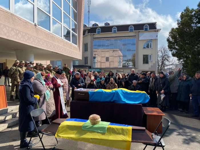 Завжди займав активну громадянську позицію: ще один захисник під Бахмутом віддав життя за мирне небо