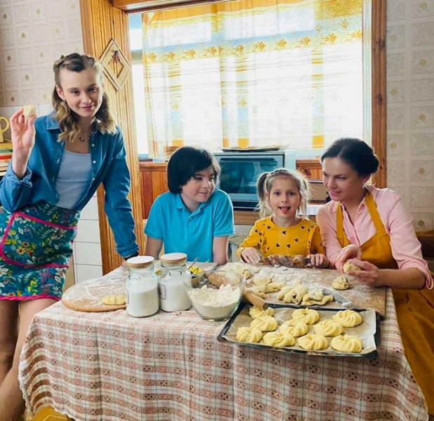 «Довелося брати себе в руки»: популярна акторка вперше за часів вторгнення знялася у кіно