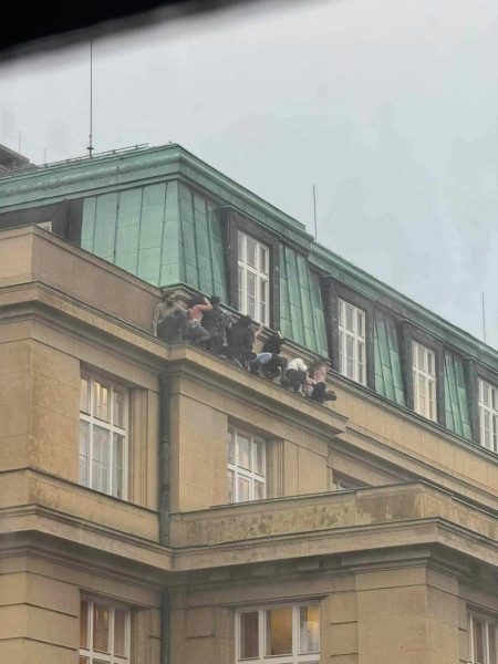 Стрілянина в університеті Праги: що відомо на цей момент (фото, відео)