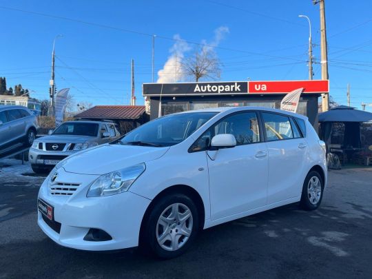 Беріть «з закритими очима»: названо ТОП-10 автомобілів Toyota з пробігом, які можна купувати без роздумів