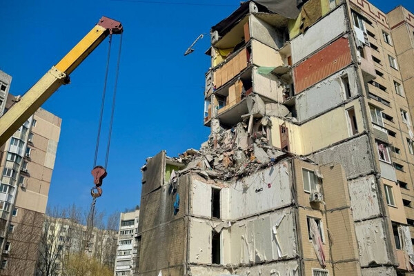 Одесситов просят не подходить к местам разбора завалов по проспекте Добровольского
