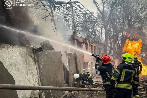 Из-за удара баллистикой по Одессе погибли 14 человек, 46 пострадали: 16 марта объявят Днем траура