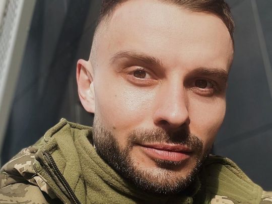 «Снаряд впав за 40 метрів»: телеведучий, який нещодавно пішов у ЗСУ, розповів про ситуацію на передовій