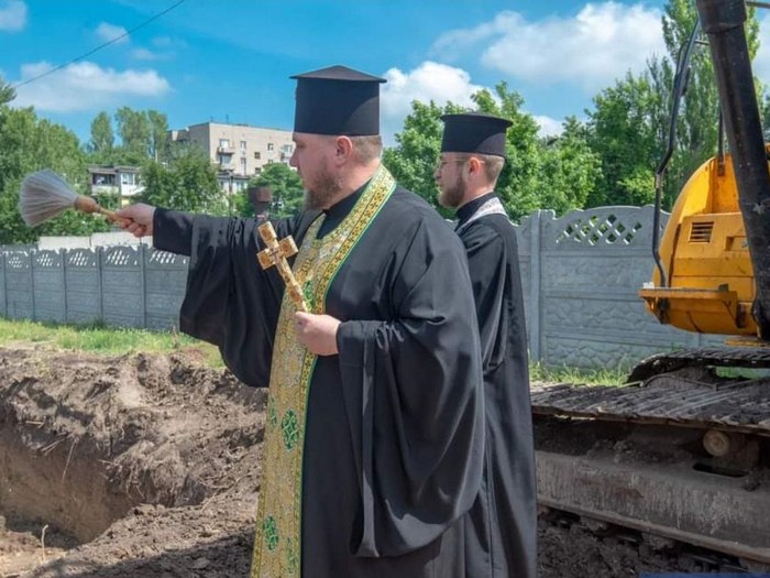 З урахуванням української архітектури та козацьких традицій: мер Білоусов розповів про будівництво храму у Кам‘янському