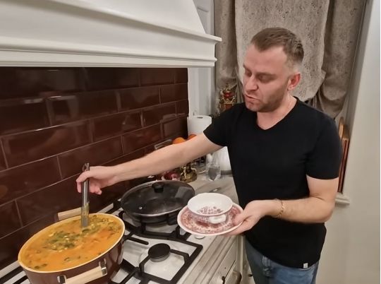Смачний полтавський капусняк: Самвел Адамян розповів, як його готують у Полтаві