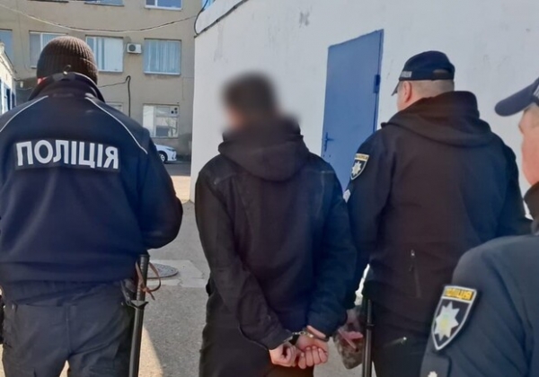 Молодые люди из Одесской области "помогали" мужчине бежать за границу: один из переправщиков несовершеннолетний