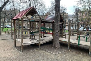 В Одессе демонтируют детскую площадку: какую и почему