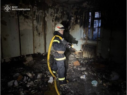 Били по складах та багатоповерхівках: окупанти знов атакували мирні міста України