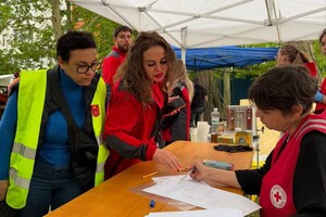 Горела стоянка, уничтожены автомобили: последствия дроновой атаки по Одессе (обновлено)